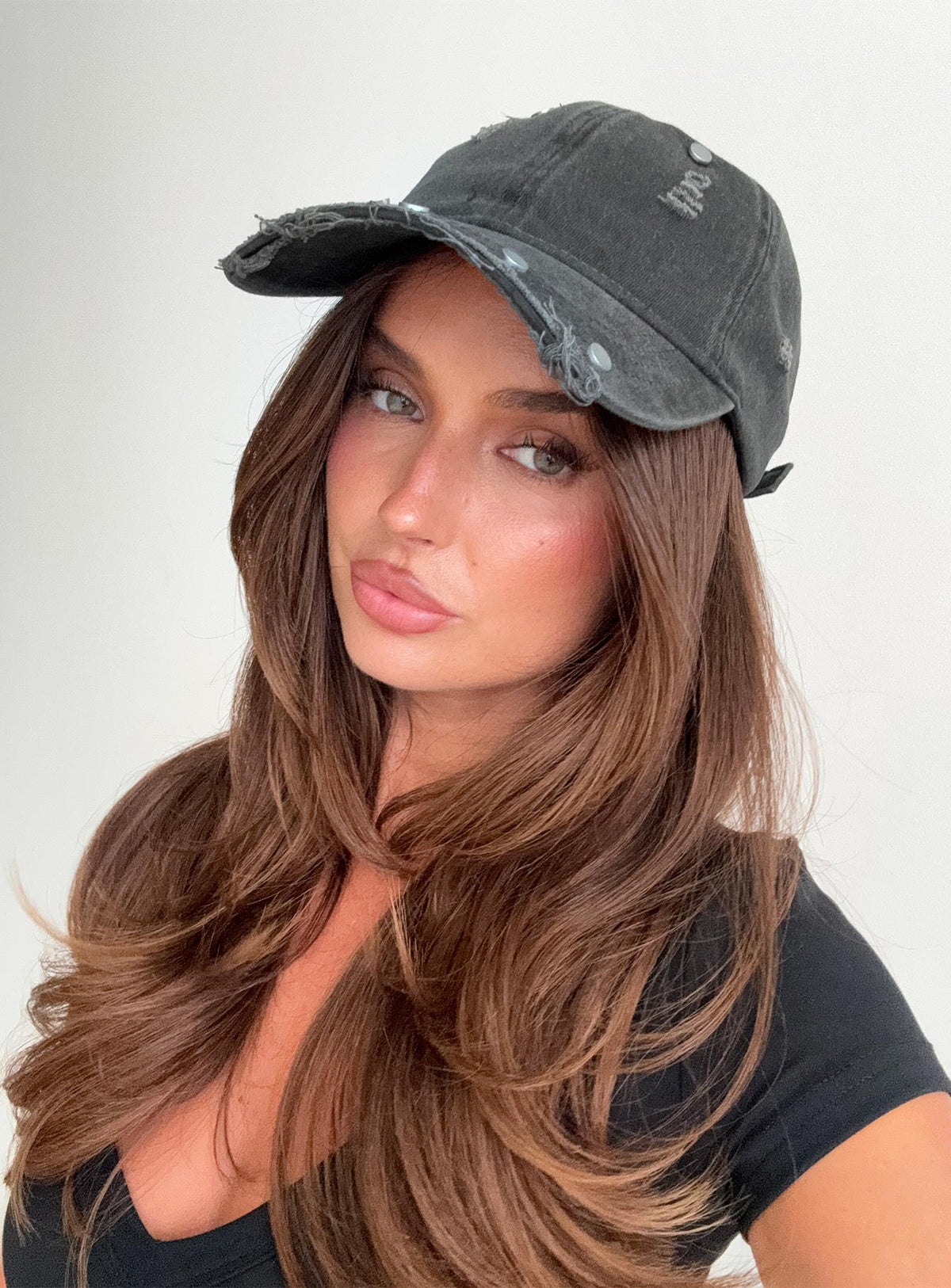Night Shift Distressed Stud Cap Black — Hat