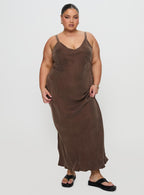 Women's Laurette Maxi Dress Brown Curve — Dress
