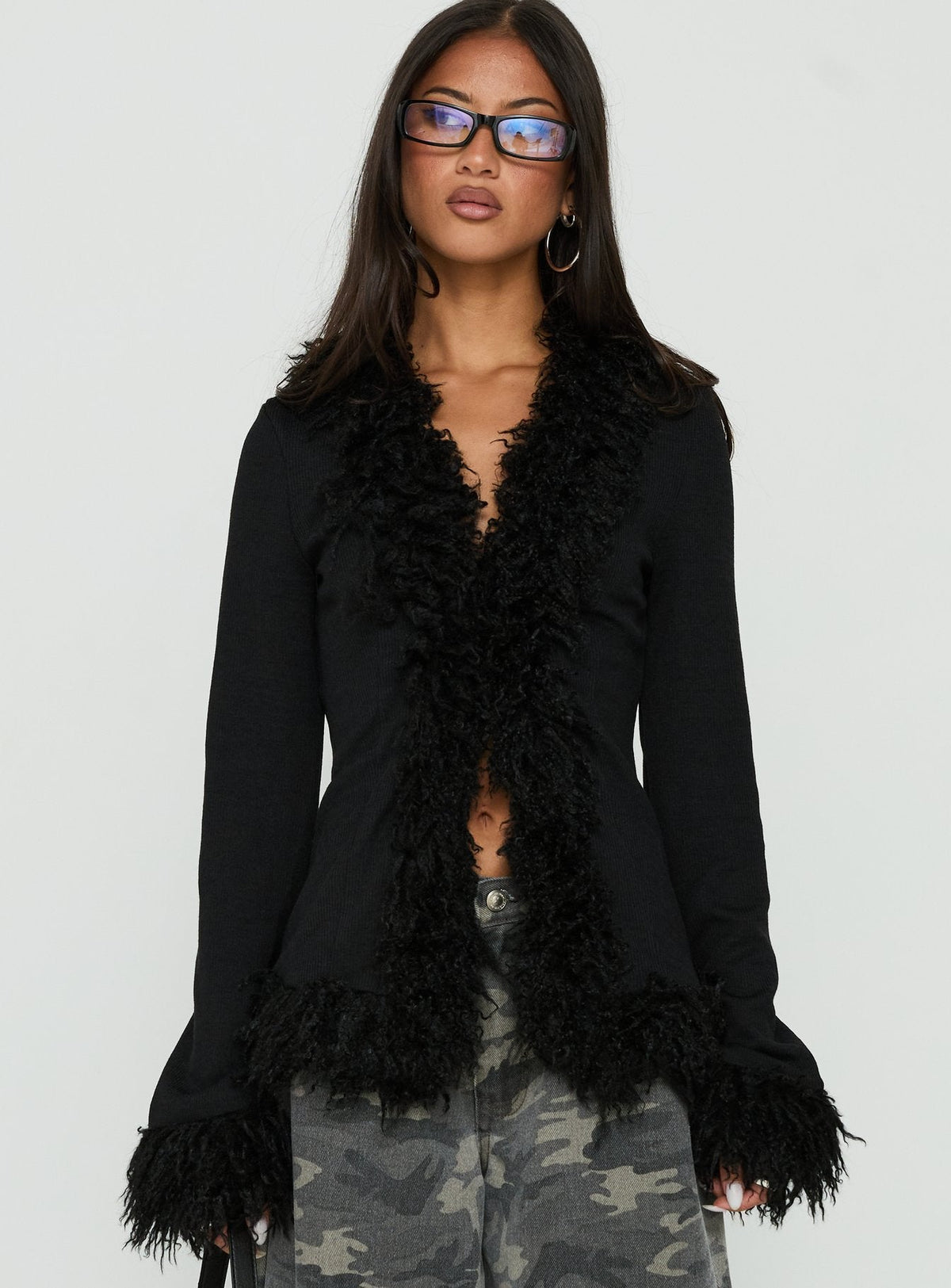 Women's Brynlie Faux Fur Trim Boxy Cardigan Black — Sweater