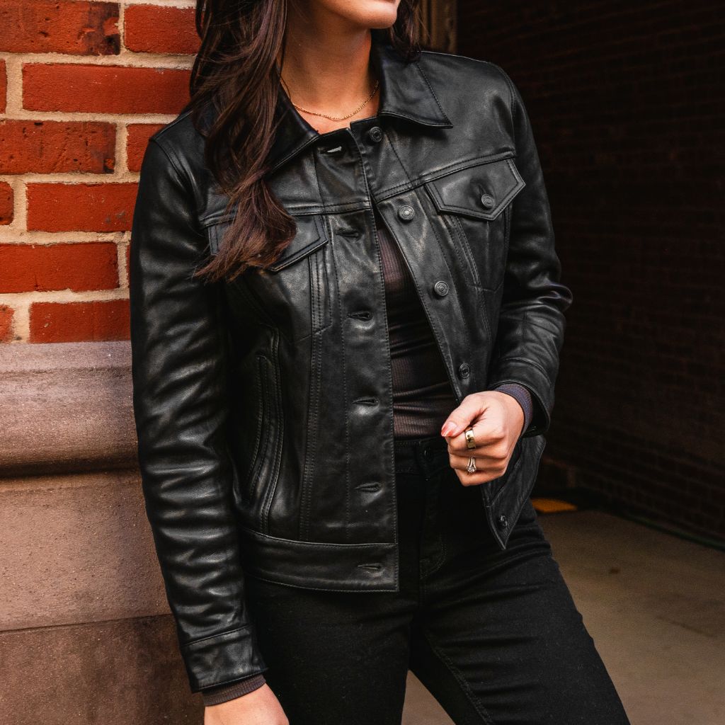 Women's Leather Trucker Jacket | Black