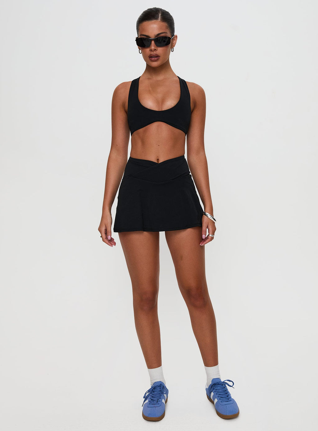 Women's Pulse Active Halter Crop Black — Activewear