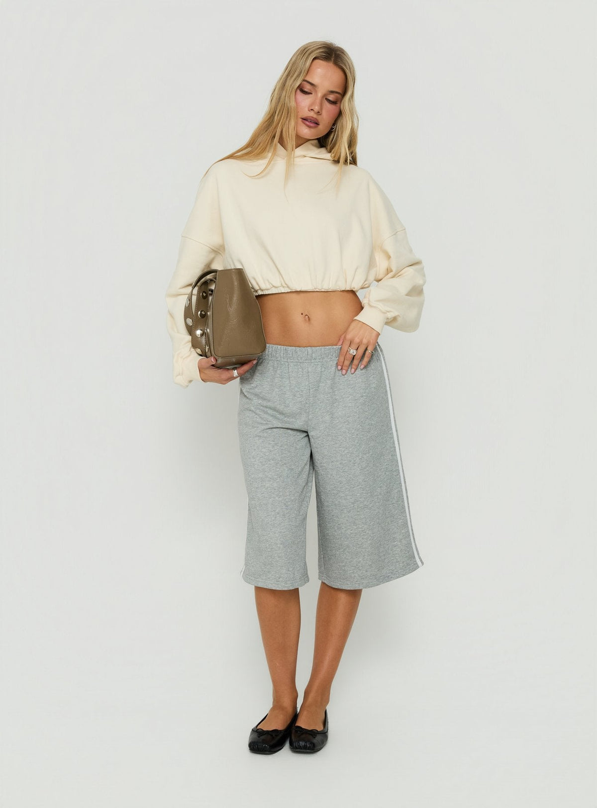 Women's Mayse Bubble Hem Cropped Hoodie Cream — Sweater