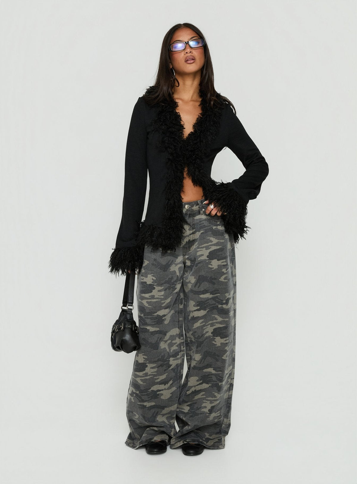 Women's Brynlie Faux Fur Trim Boxy Cardigan Black — Sweater