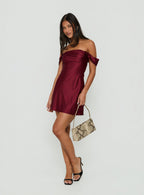 Women's Zabbarra Off The Shoulder Mini Dress Burgundy — Dress