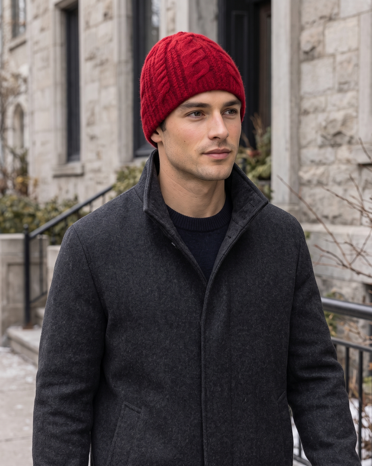 Men's Thick-Knit Cashmere Beanie — lifestyle [WB final 4:5 32]