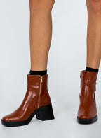 Women's Halo Boots Tan