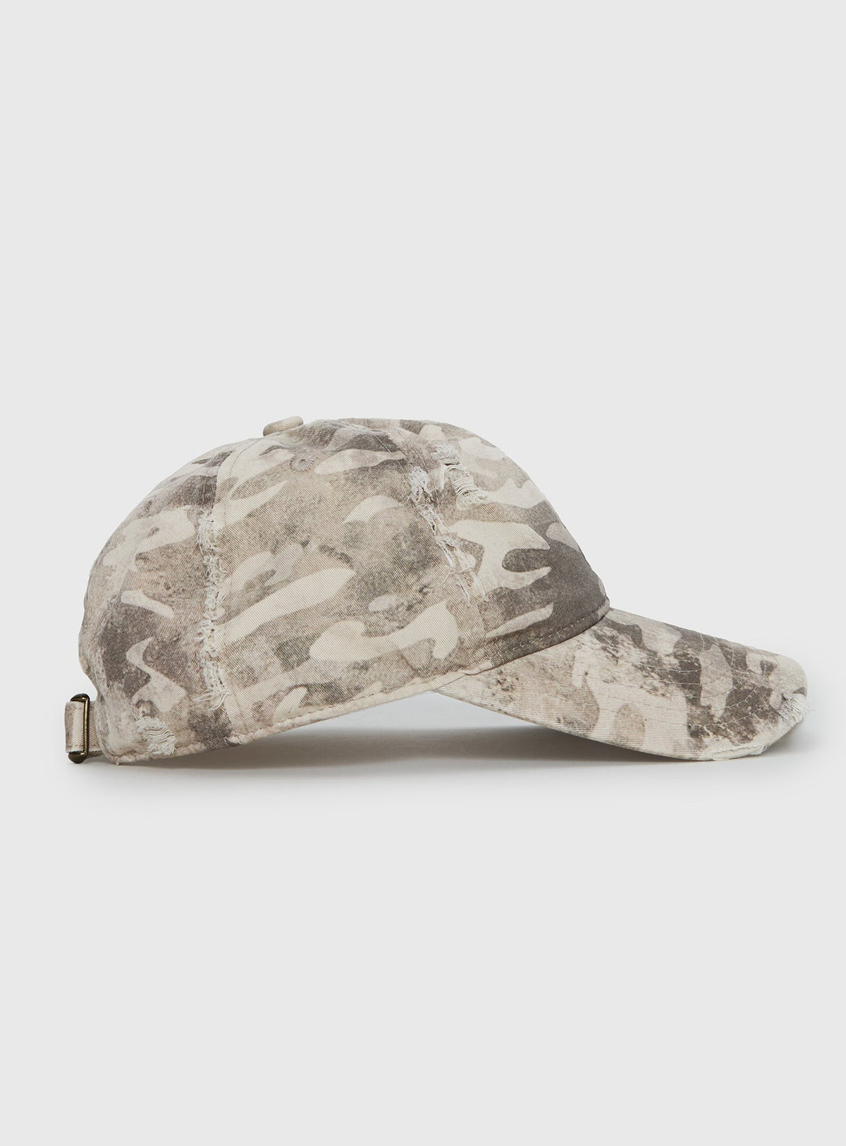 Wynston Distressed Cap Camo — Hat