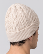 Men's Thick-Knit Cashmere Beanie — construction detail [WB final 4:5 19]