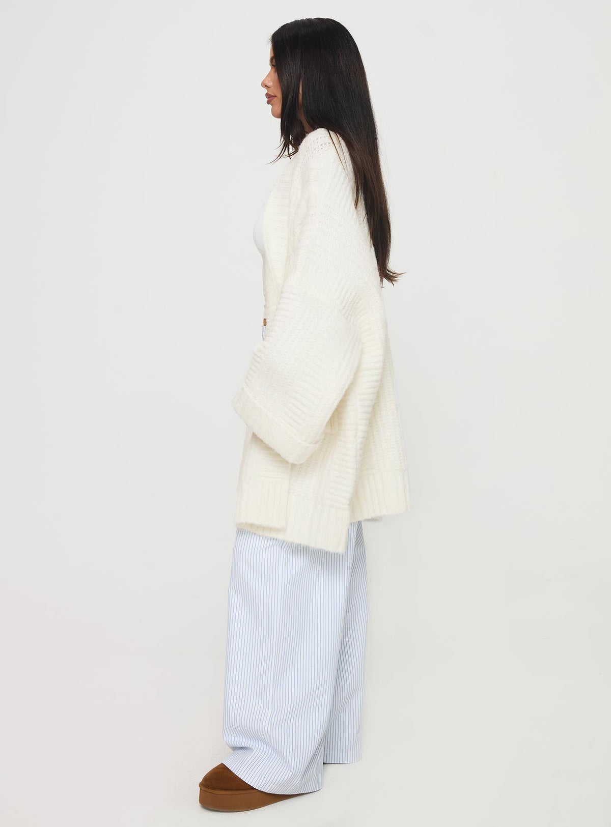Women's Paisleigh Cable Knit Cardigan Cream — Sweater