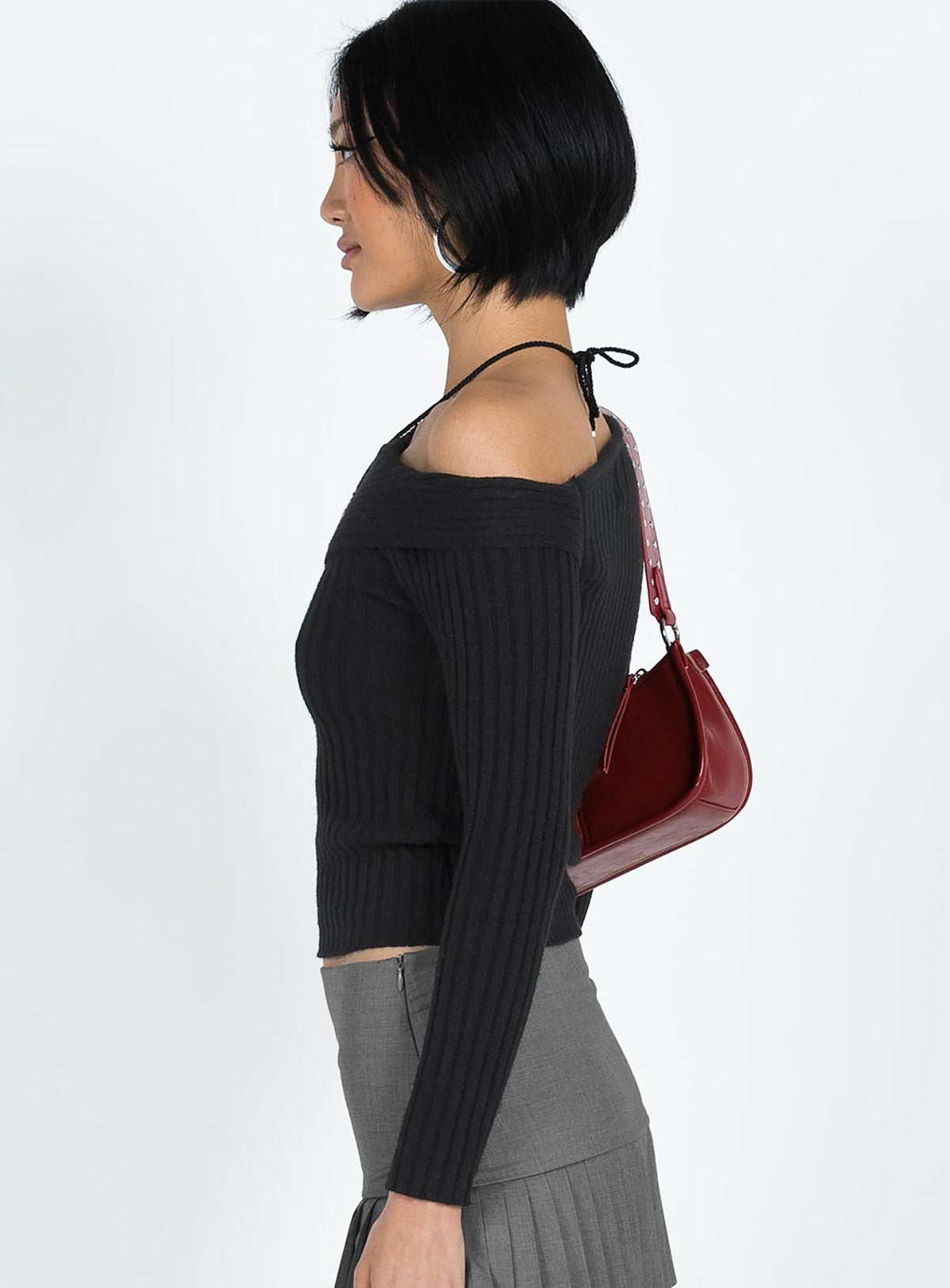 Women's Jaybell Cold Shoulder Sweater Black