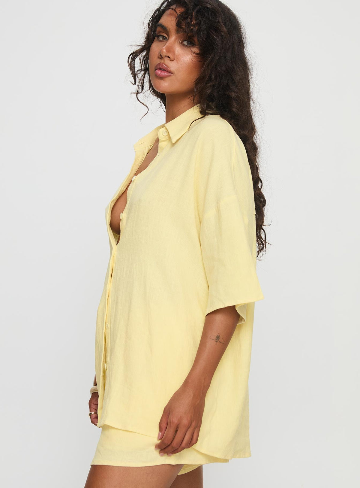 Women's Peni Linen Button Down Top Yellow