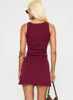 Women's So Alluring Set Currant
