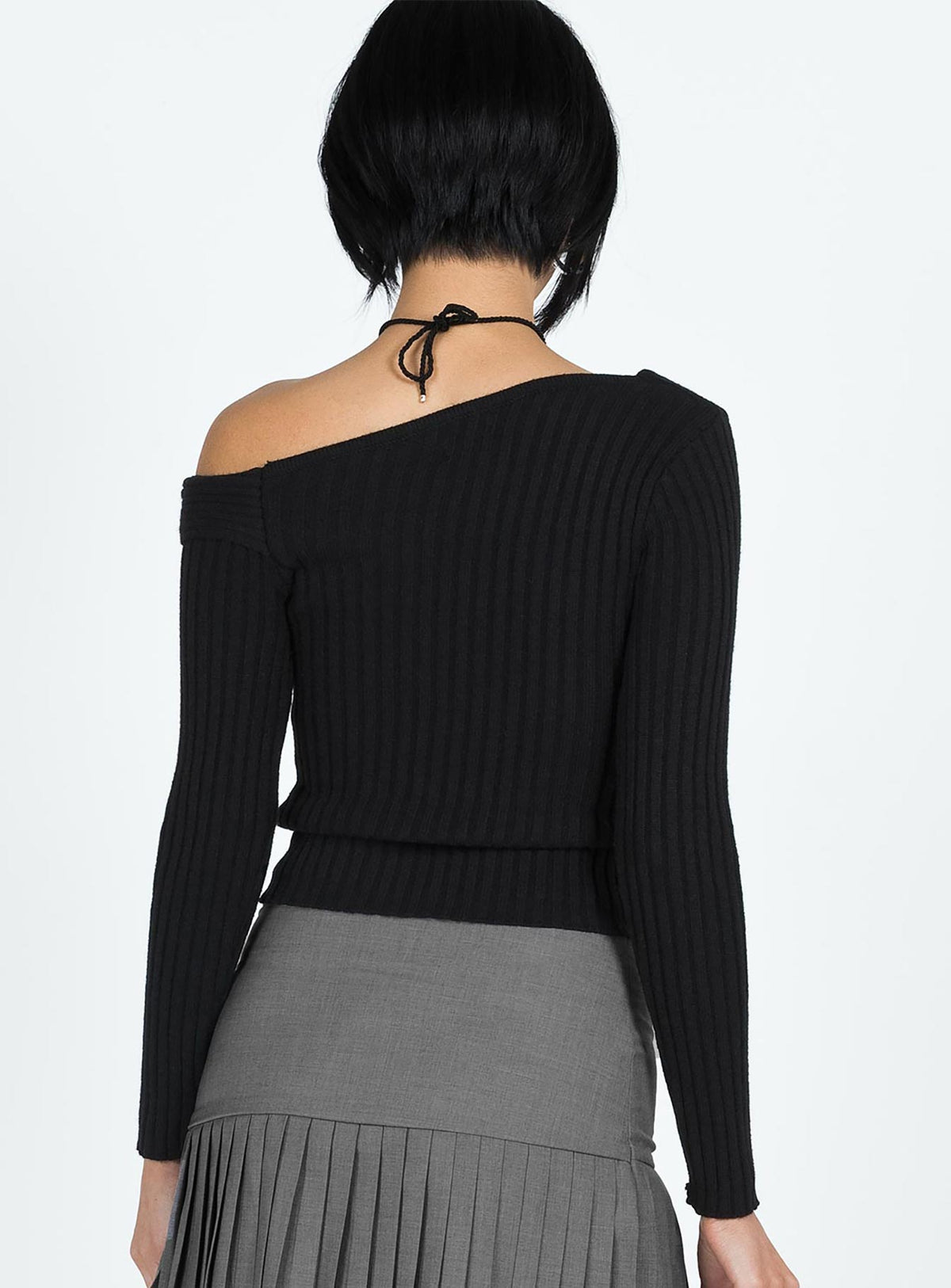 Women's Jaybell Cold Shoulder Sweater Black