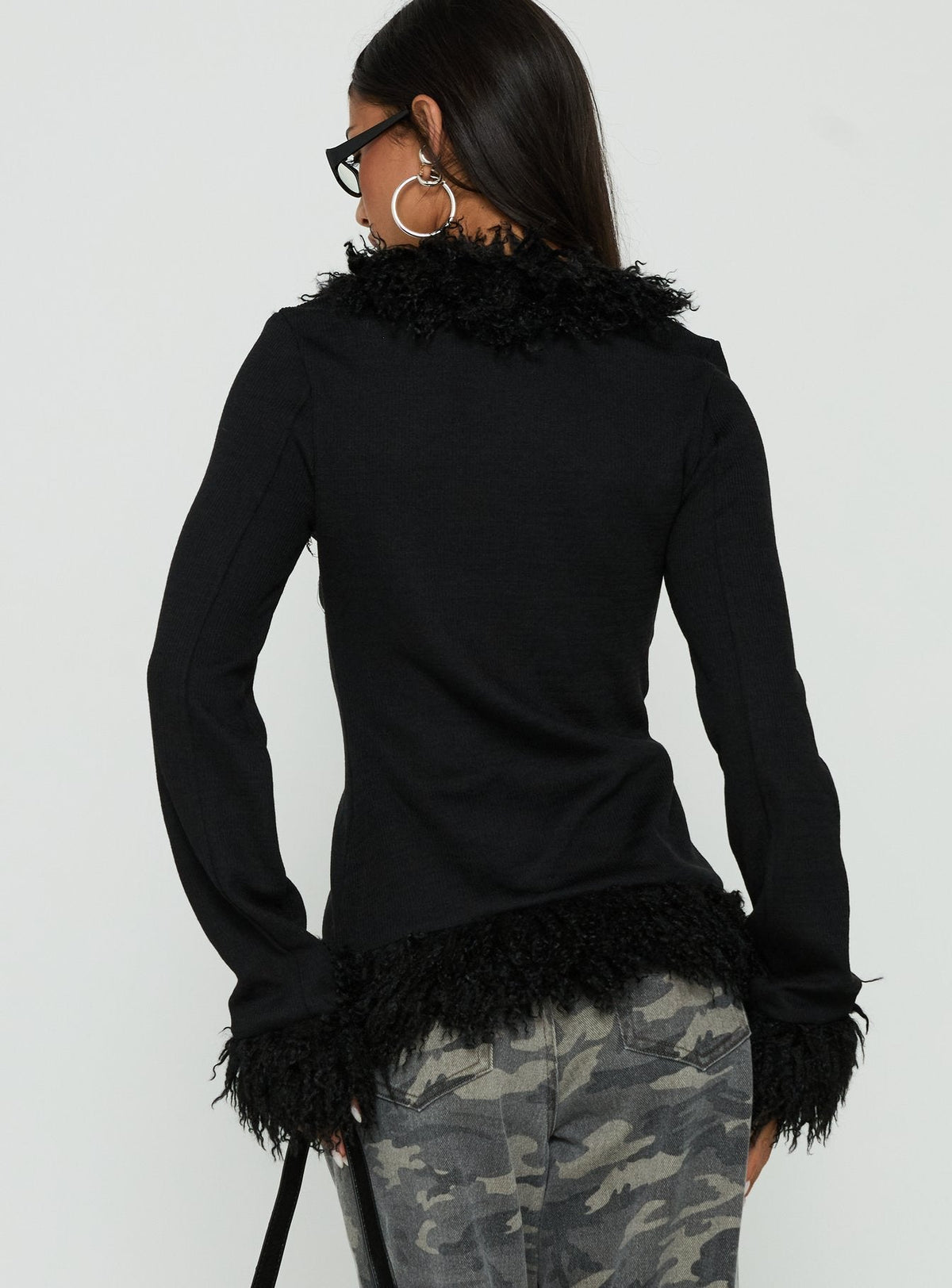 Women's Brynlie Faux Fur Trim Boxy Cardigan Black — Sweater