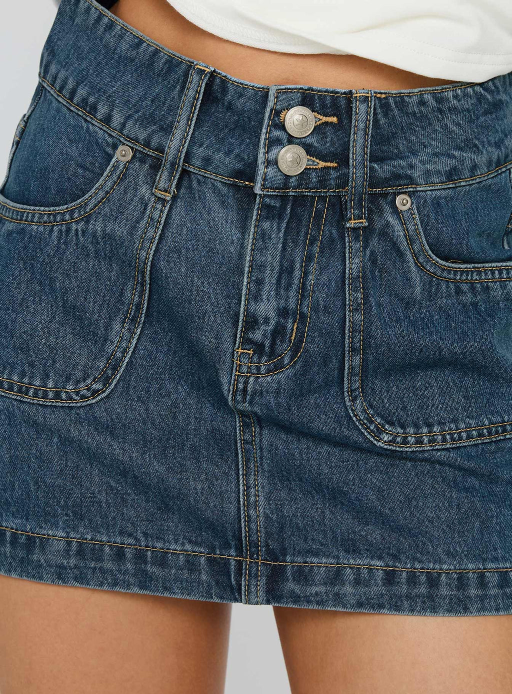 Women's Pitcher Denim Mini Skirt Mid Blue Wash