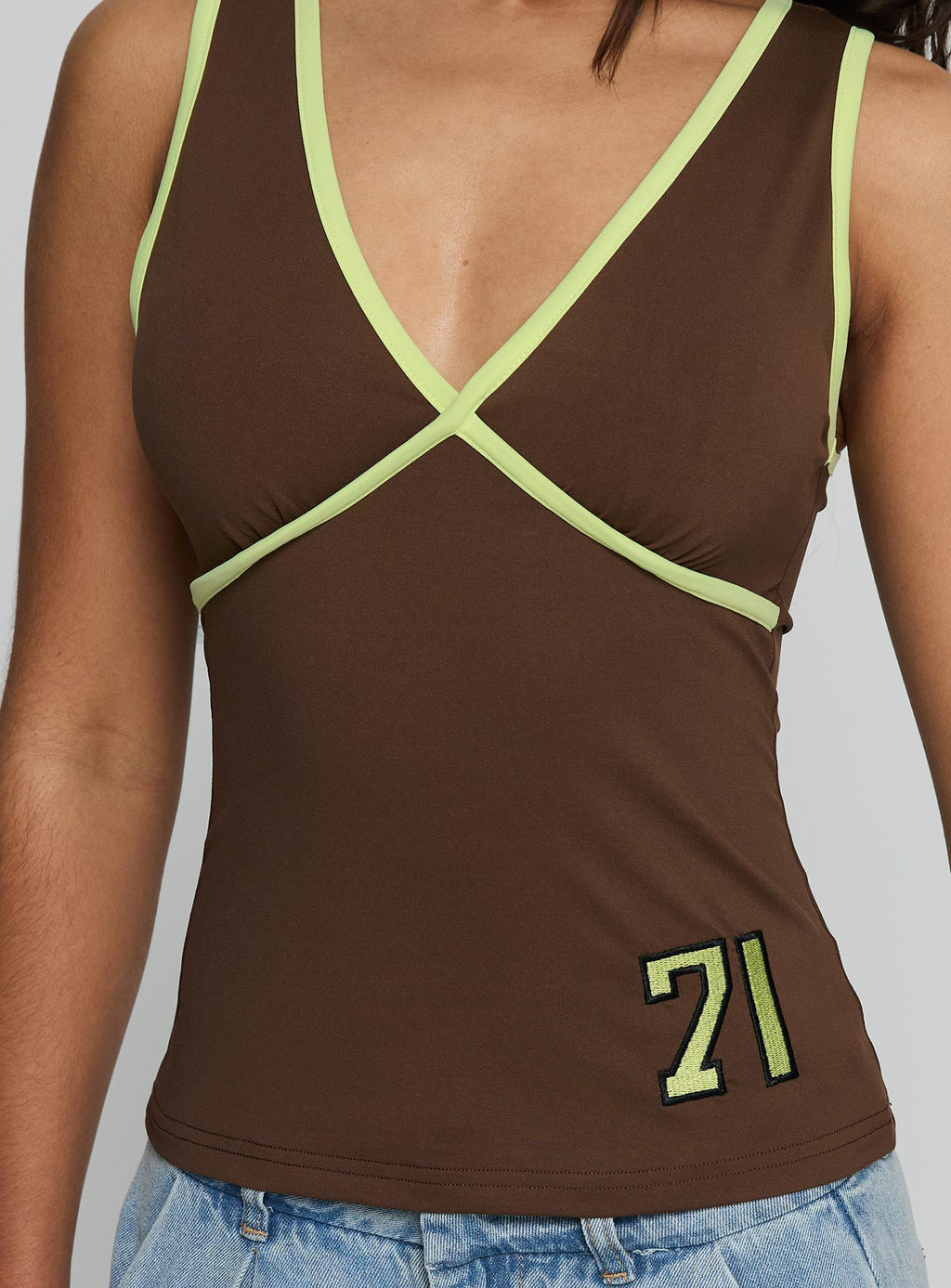 Women's 71 Classics V Neck Top Brown