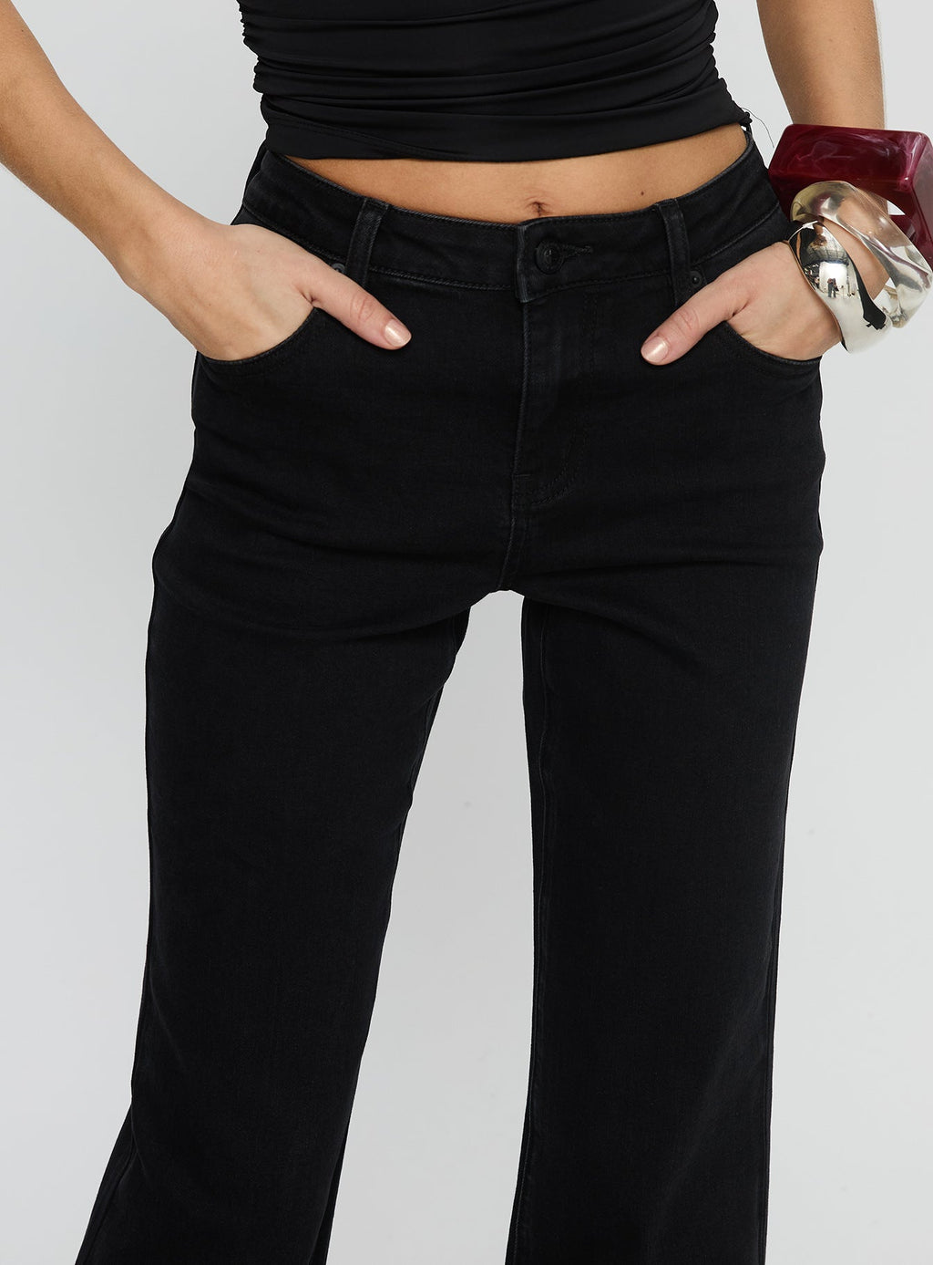 Women's Magic Mirror Mid Rise Bootleg Jeans Washed Black