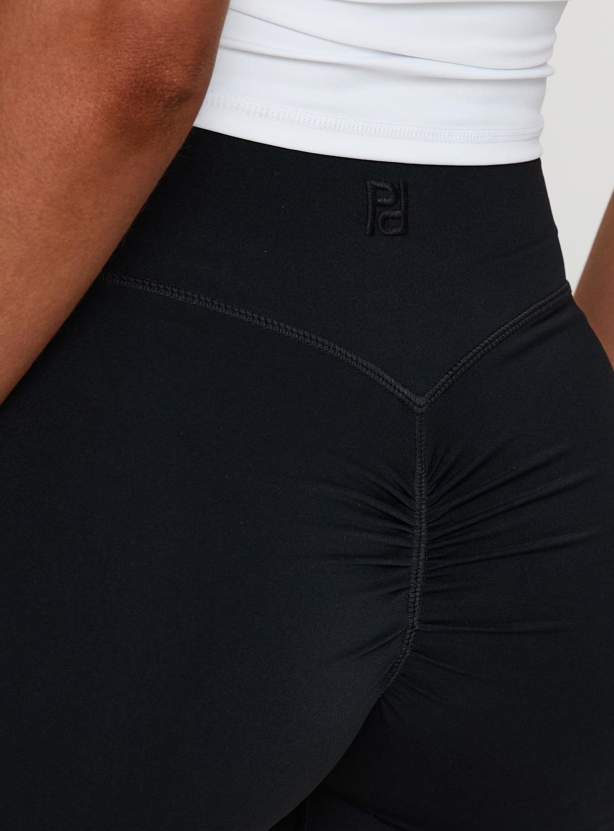 Women's Touchdown Active Contour Short Black
