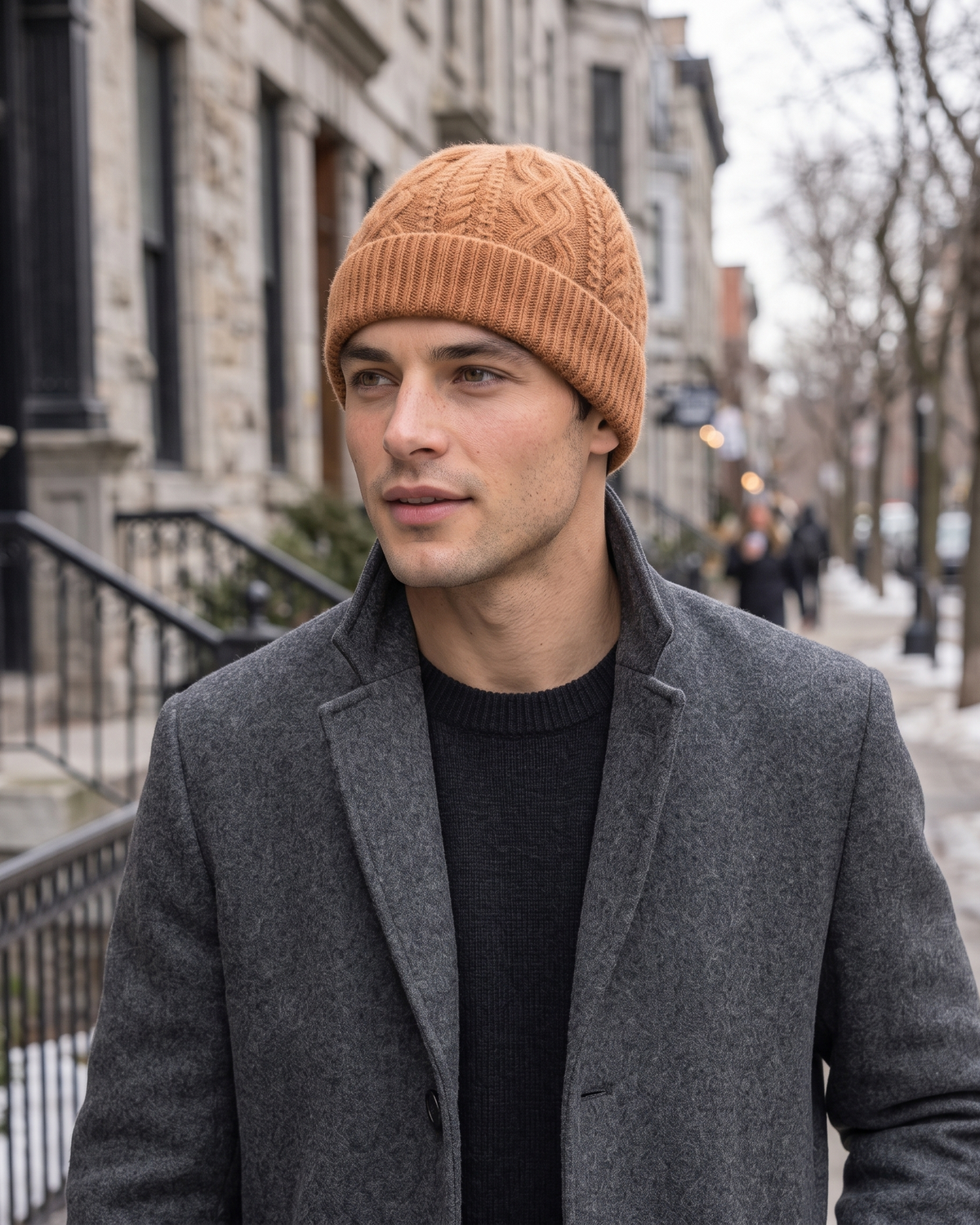 Men's Thick-Knit Cashmere Beanie — lifestyle [WB final 4:5 16]