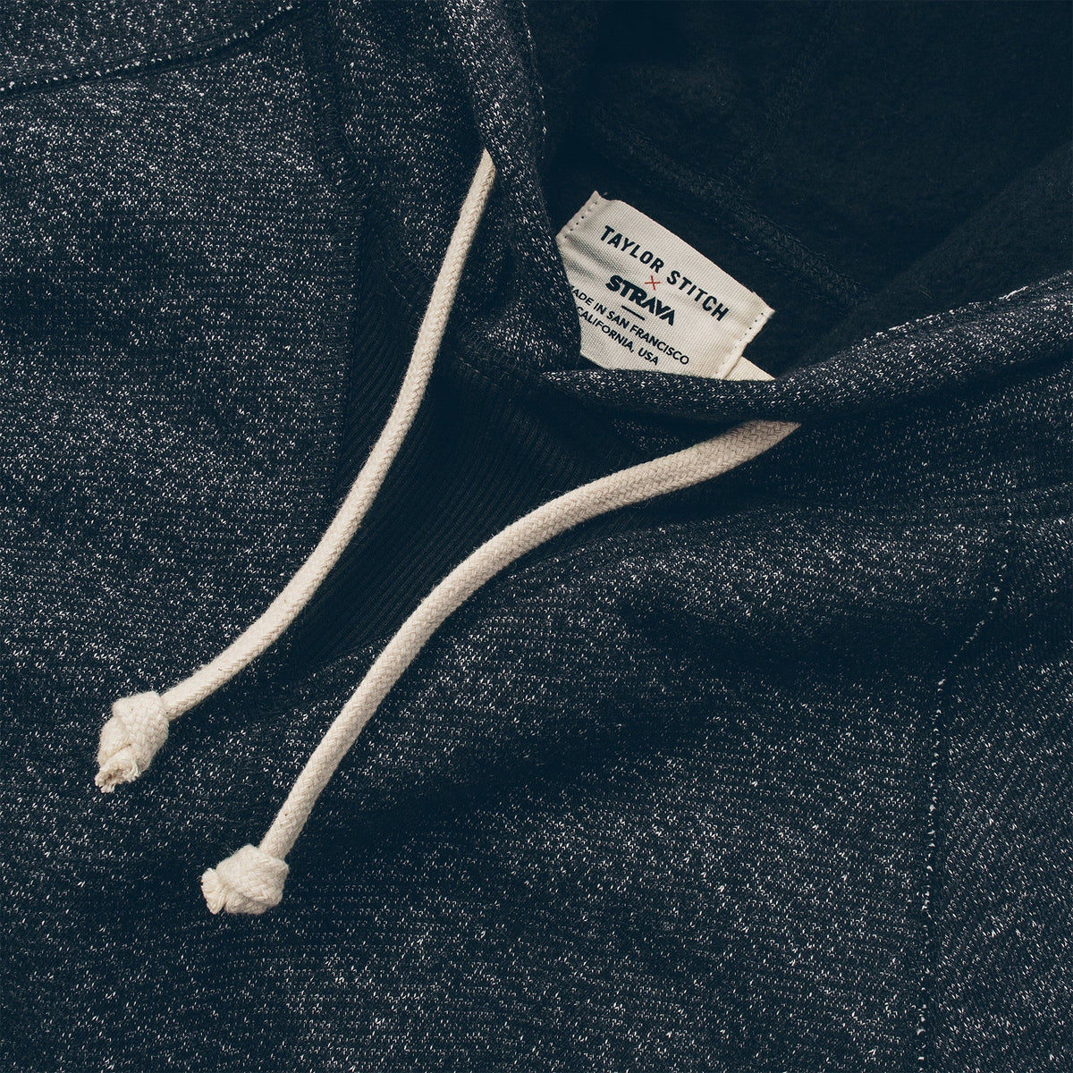 Men's The Hoodie in Charcoal Fleck Fleece — Sweater