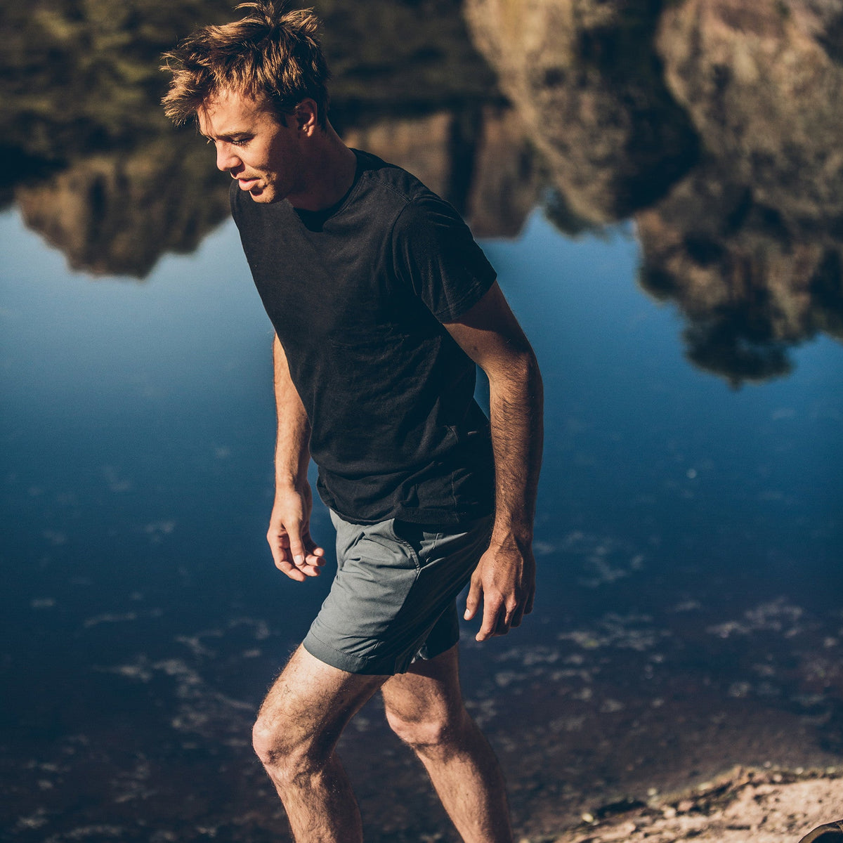 Men's The Crewneck Pocket Tee in Black Merino — Sweater