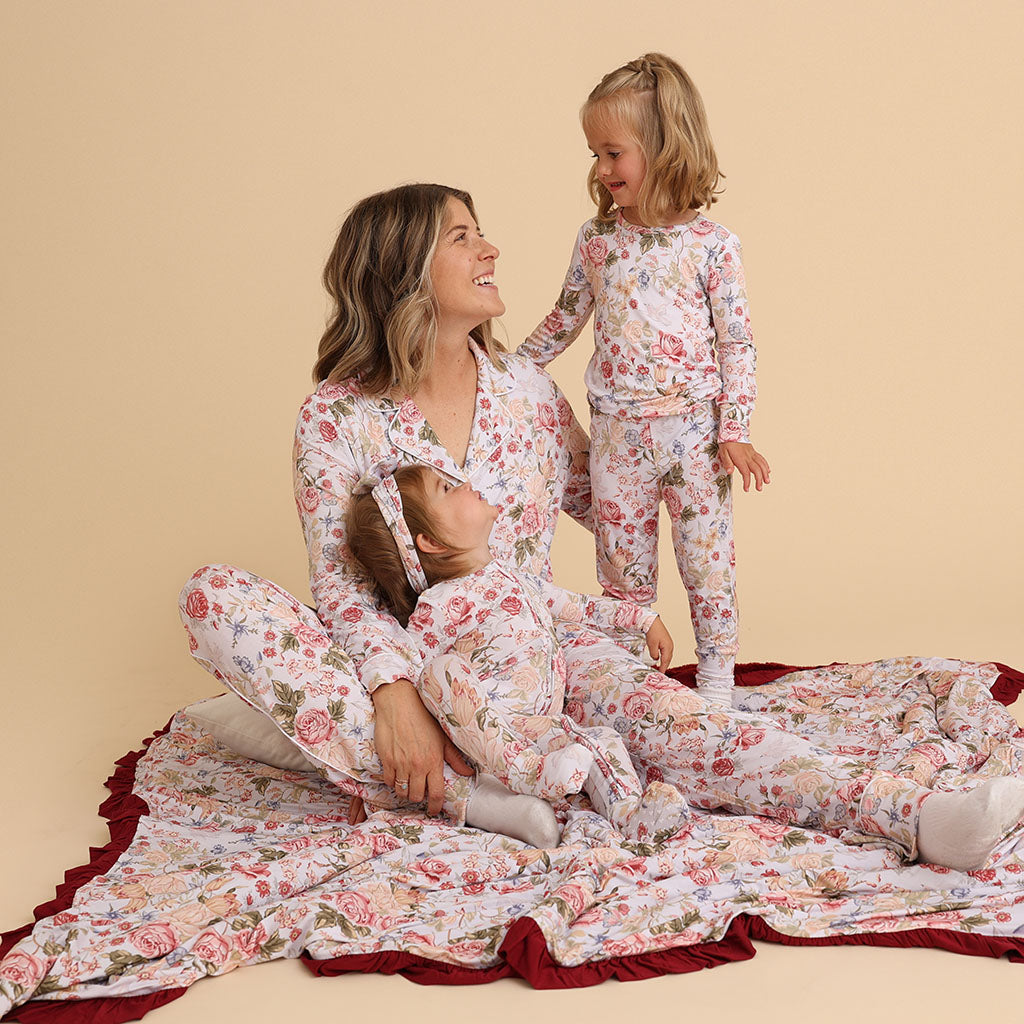 Kristiana Classic Pajama Set