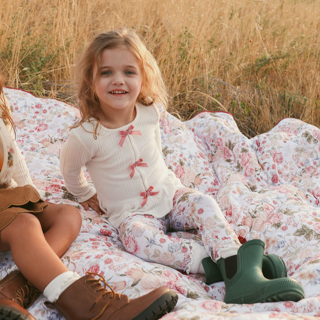 Kristiana Bow Leggings — Accessories