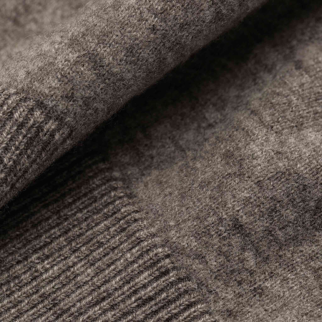 Men's The Lodge Sweater in Light Grey