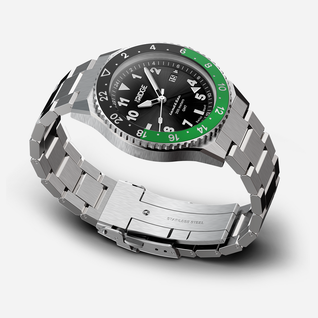 Land & Sea GMT Watch 42mm - Royal Black