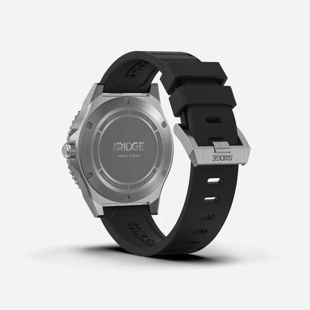 Land & Sea GMT Watch 42mm - Royal Black