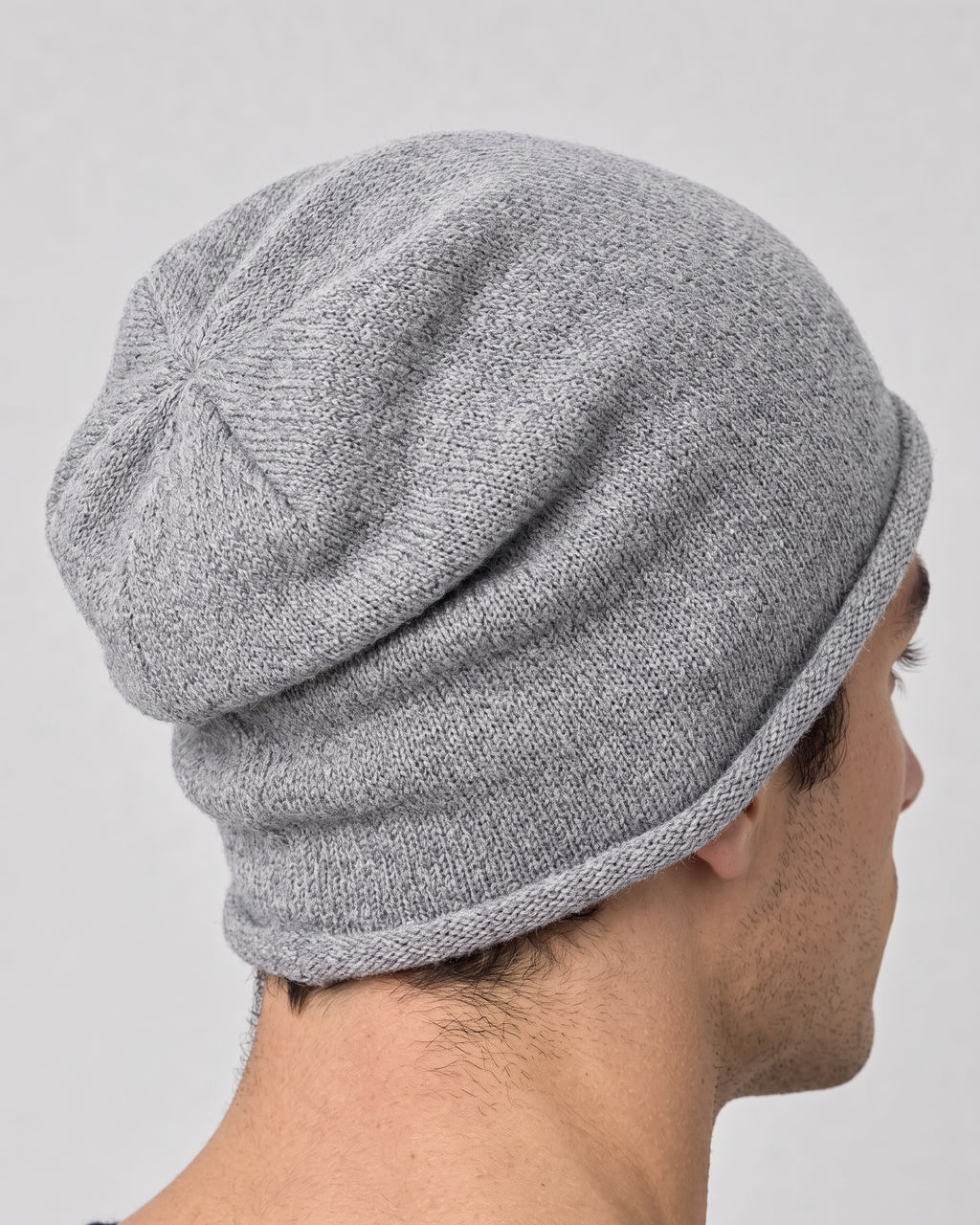 Men's Everyday Knit Beanie — Gray / 50 × 27 cm — fit detail — wb-gender-final-141