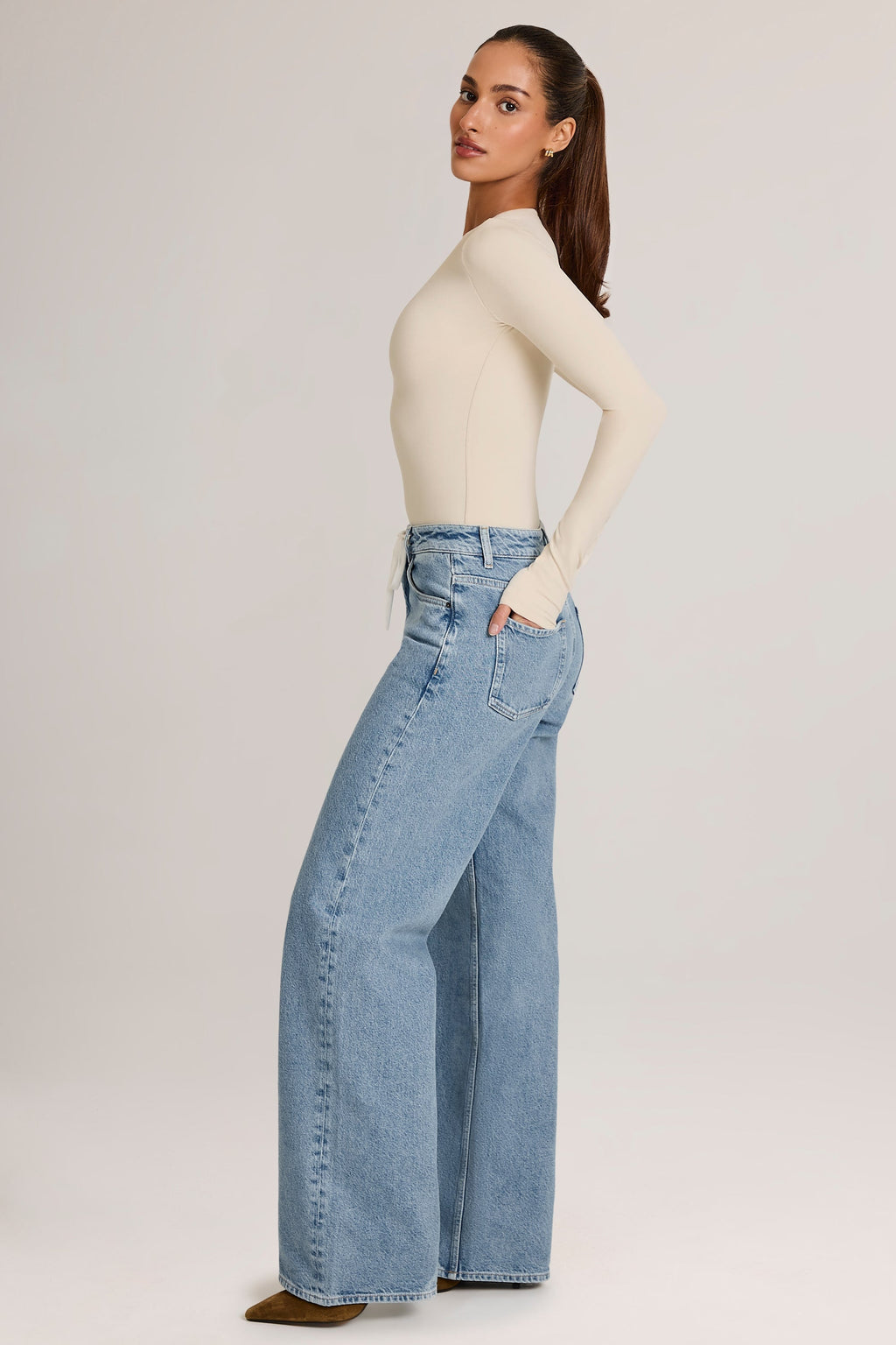 Women's Drawstring Straight-Leg Jeans in Light Wash