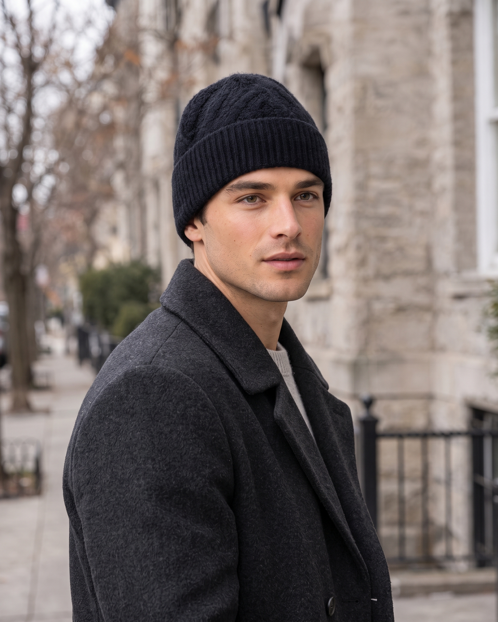 Men's Thick-Knit Cashmere Beanie — lifestyle [WB final 4:5 12]