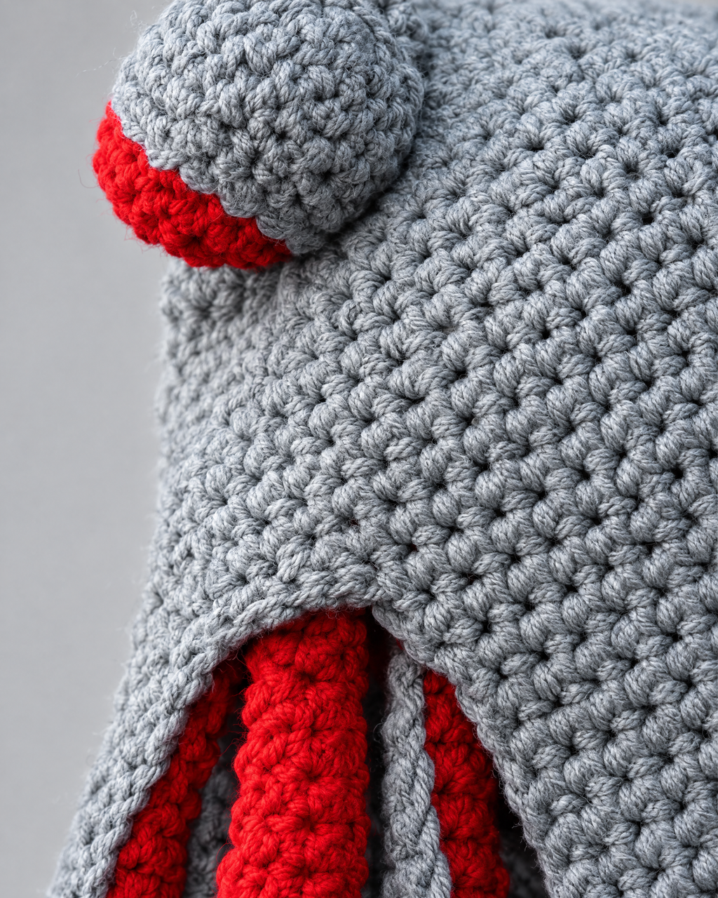 Crochet Octopus Beanie — Gray Red — material [WB gallery 35/4]