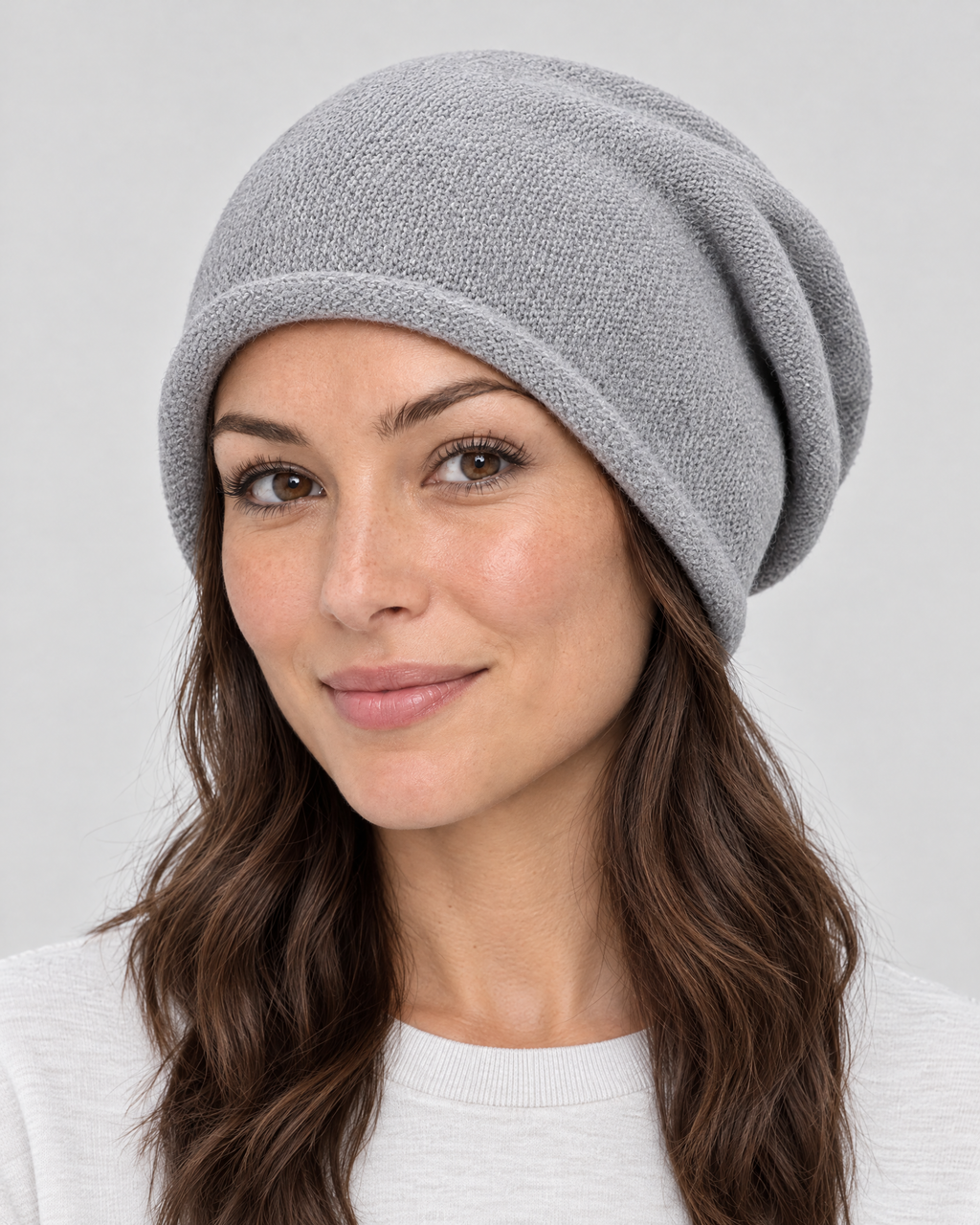 Everyday Knit Beanie — Gray — fit detail [WB gallery 65/5]