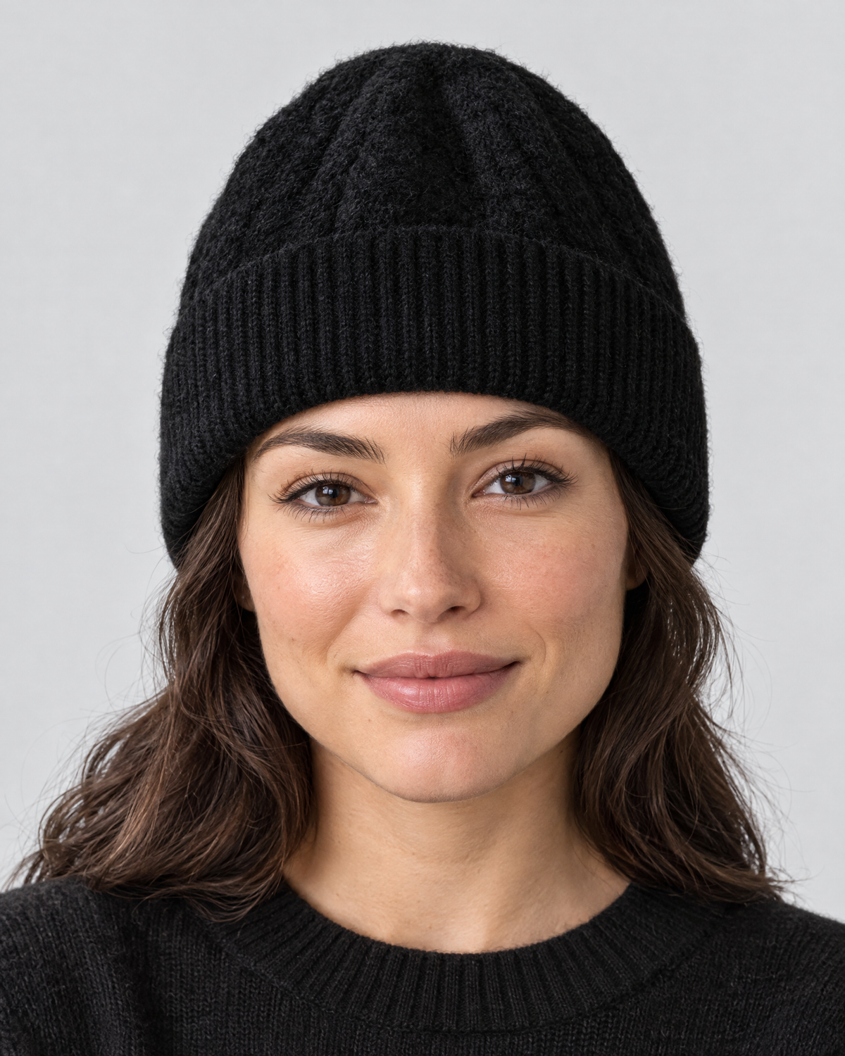 Thick-Knit Cashmere Beanie — Black — hero [WB gallery 91/1]