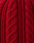 Thick-Knit Cashmere Beanie — Maroon red — material [WB gallery 96/4]