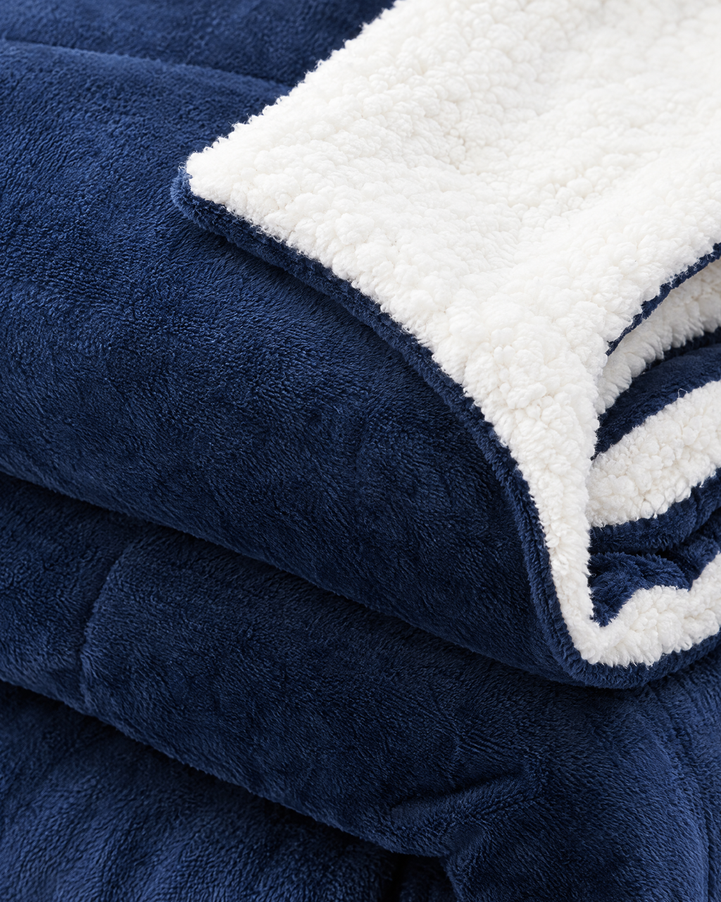 Double-Layer Sherpa Throw Blanket — Navy blue — material [WB gallery 108/3]