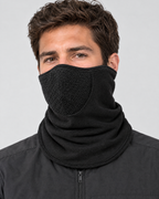 Fleece-Lined Outdoor Neck Gaiter — DTJ24 Obsidian Black — fit detail [WB gallery 112/5]