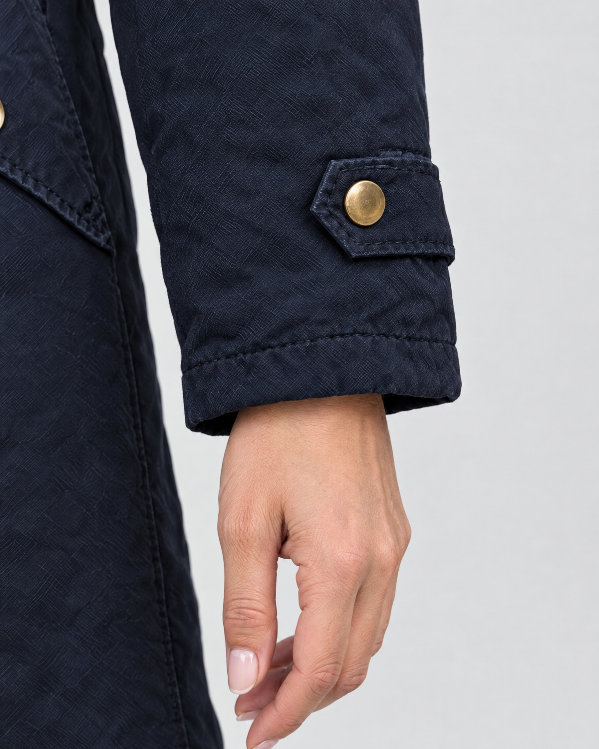 Women's Fleece-Lined Hooded Coat — Navy blue — cuff detail [WB gallery 151/5]