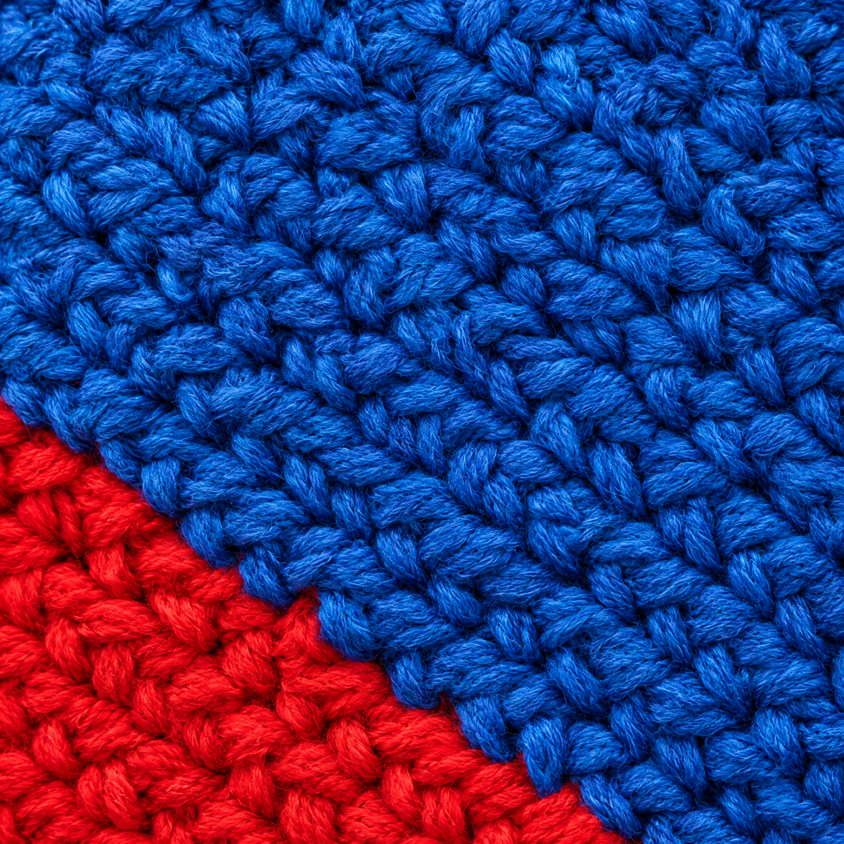 octopus sapphire blue red feature1