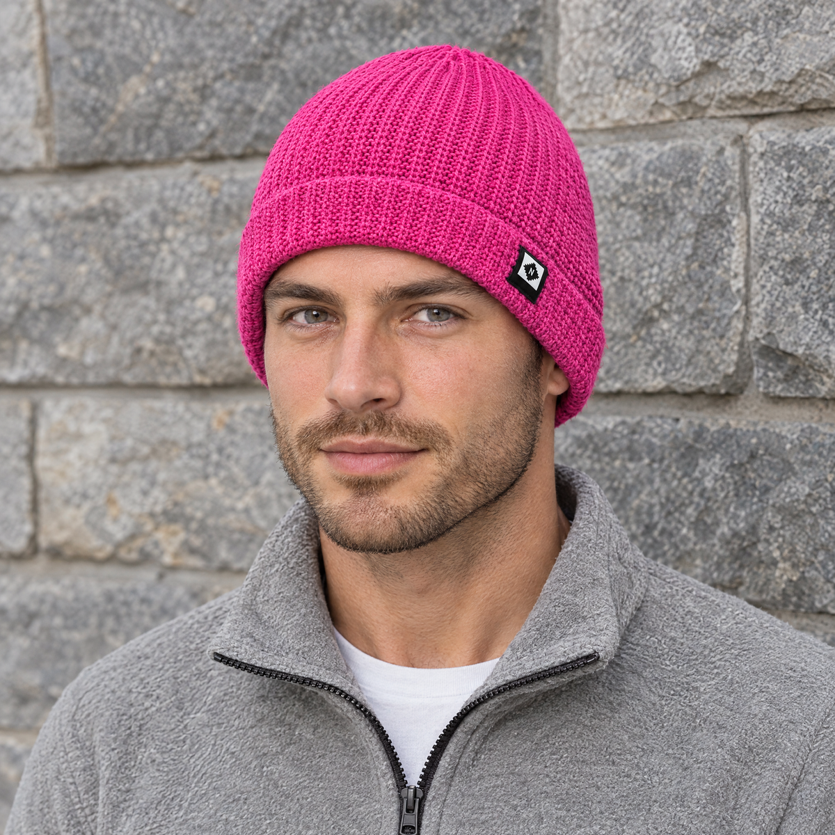 fleecebeanie pink n patch intro1