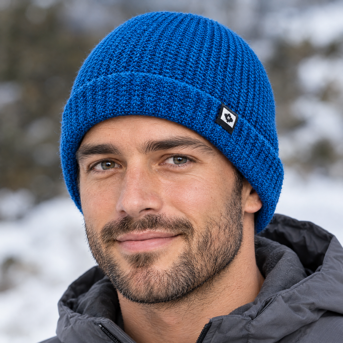 fleecebeanie blue n patch feature2