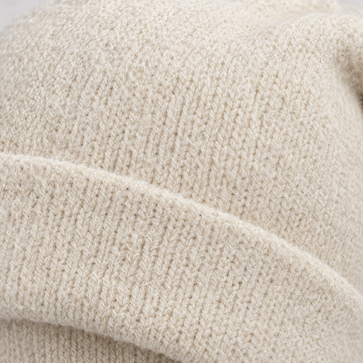 everydaybeanie off white feature1