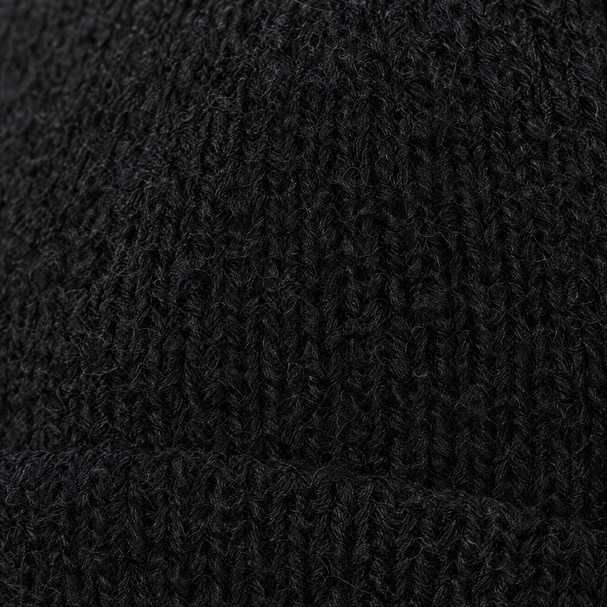everydaybeanie black feature1