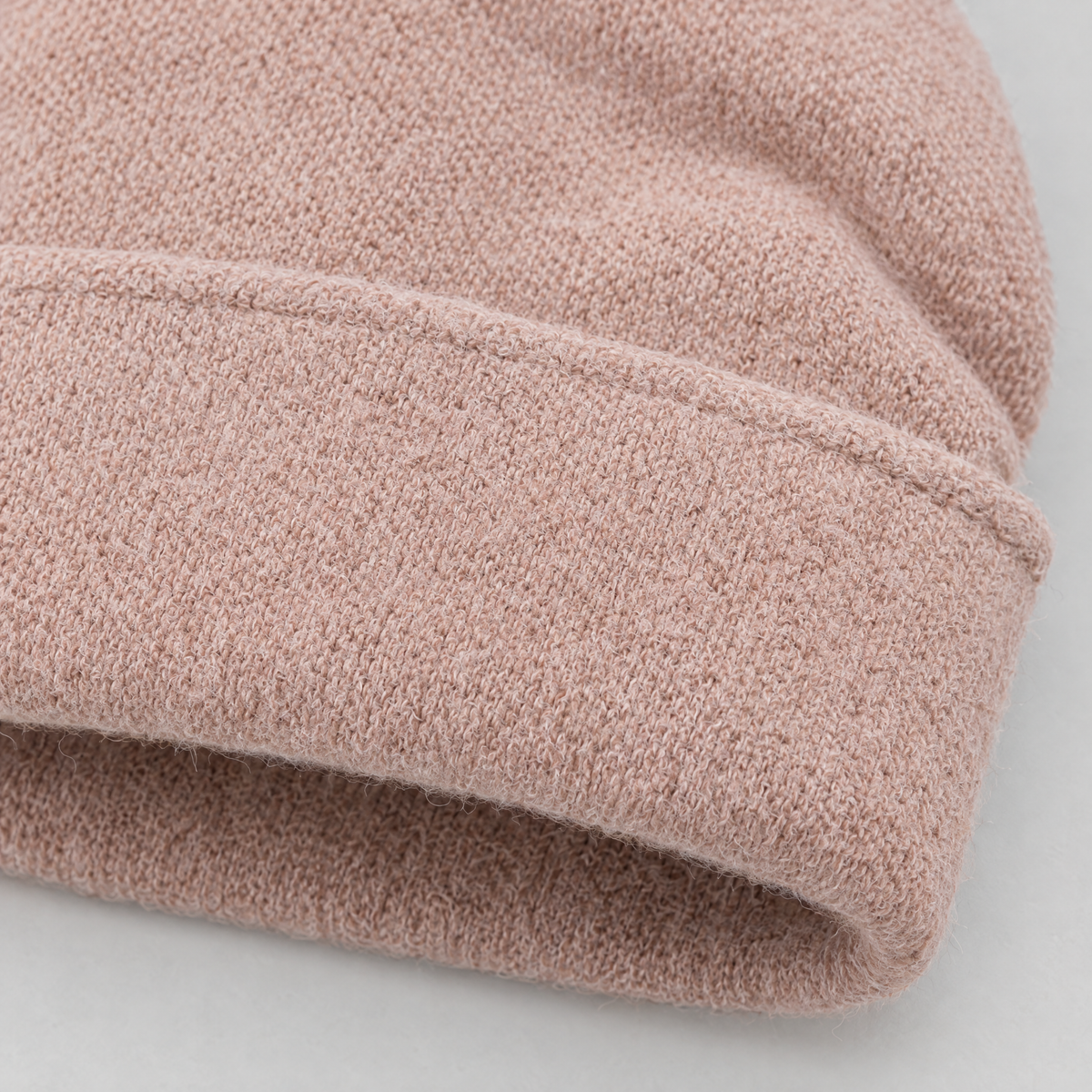 everydaybeanie lotus pink feature2