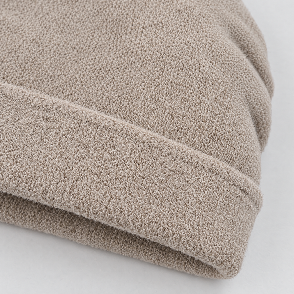 everydaybeanie khaki feature2