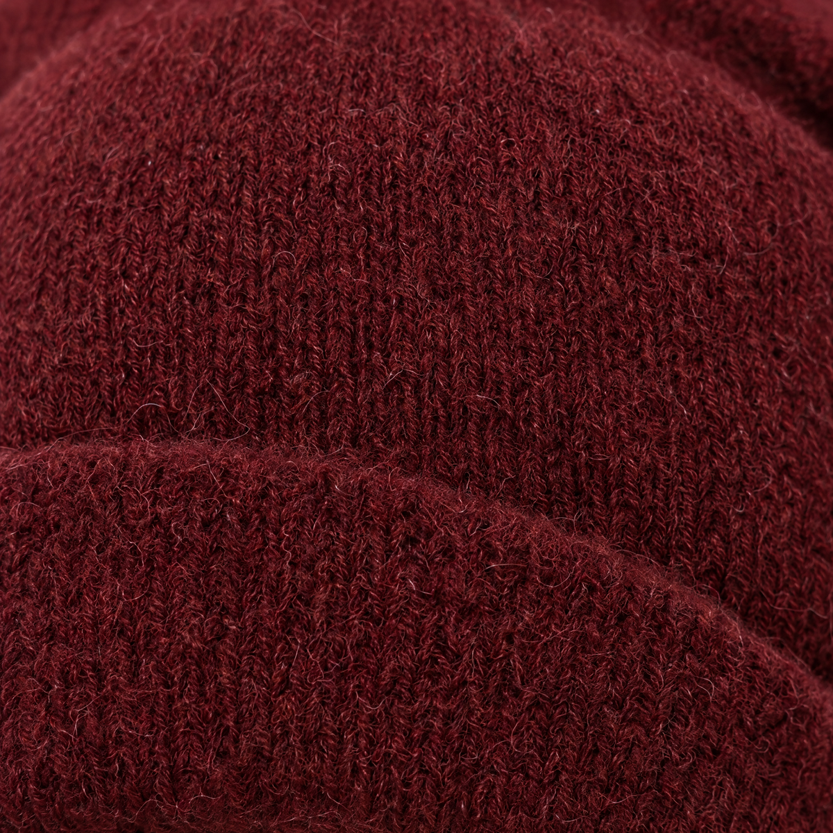 everydaybeanie burgundy feature1