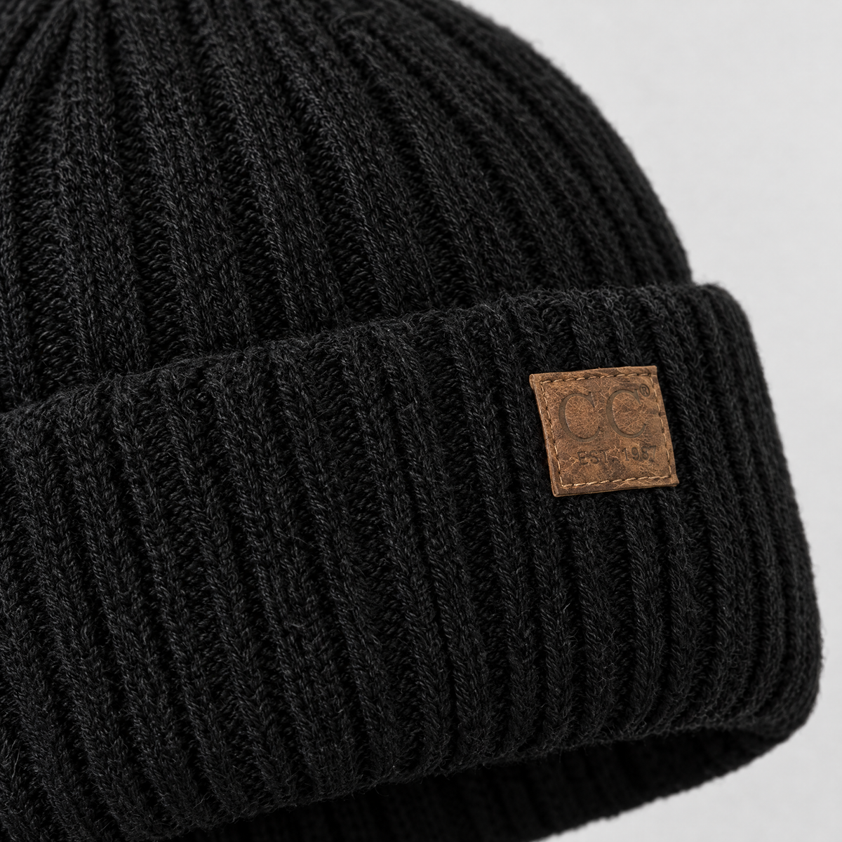 classicbeanie black feature2