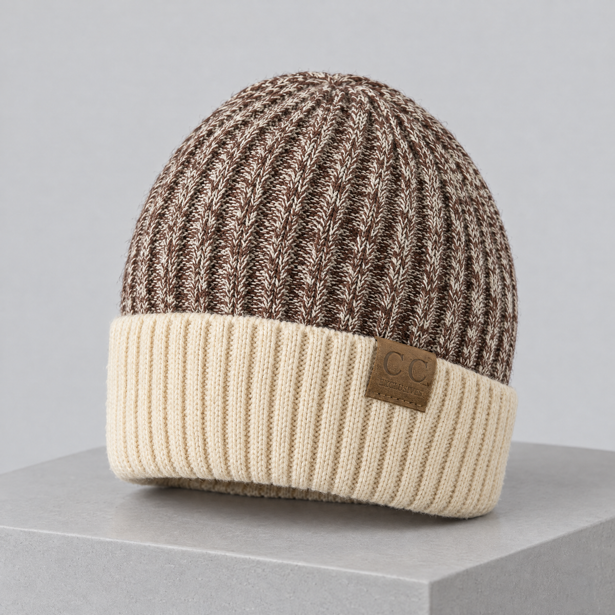 classicbeanie khaki intro2